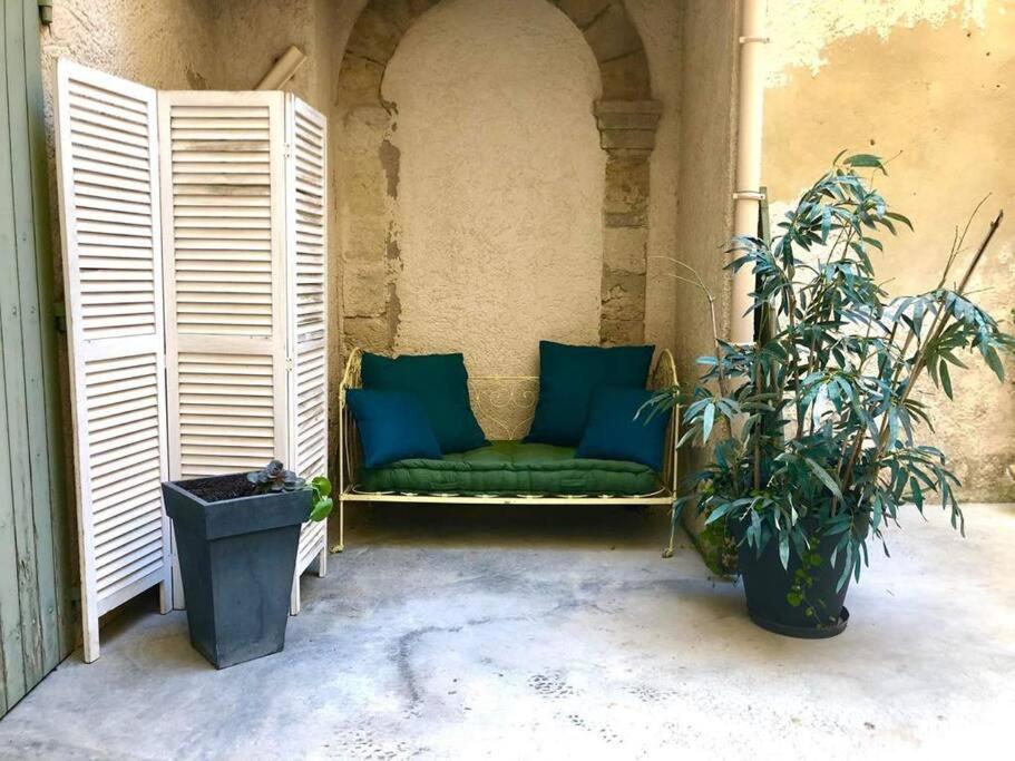 Ulysse, Appartement Spacieux Au Centre Historique D'Uzes En Rez-De-Chaussee Avec Exterieur, Proche Parking Des Marroniers Luaran gambar